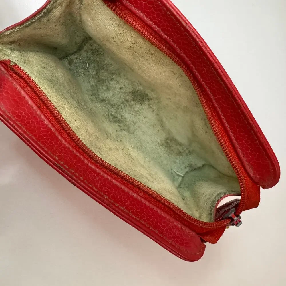 Vintage CHANEL Red Caviar Caviar Leather CC Top Zip Coin Change Card Wallet Bag
